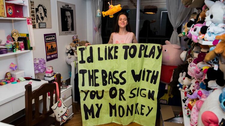 Leila conserva el cartel que atrajo la atención del staff de Paul McCartney (Julieta Ferrario)