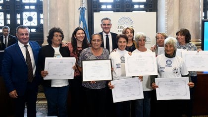 “Las Pioneras” fueron homenajeadas en abril de este año en el Senado