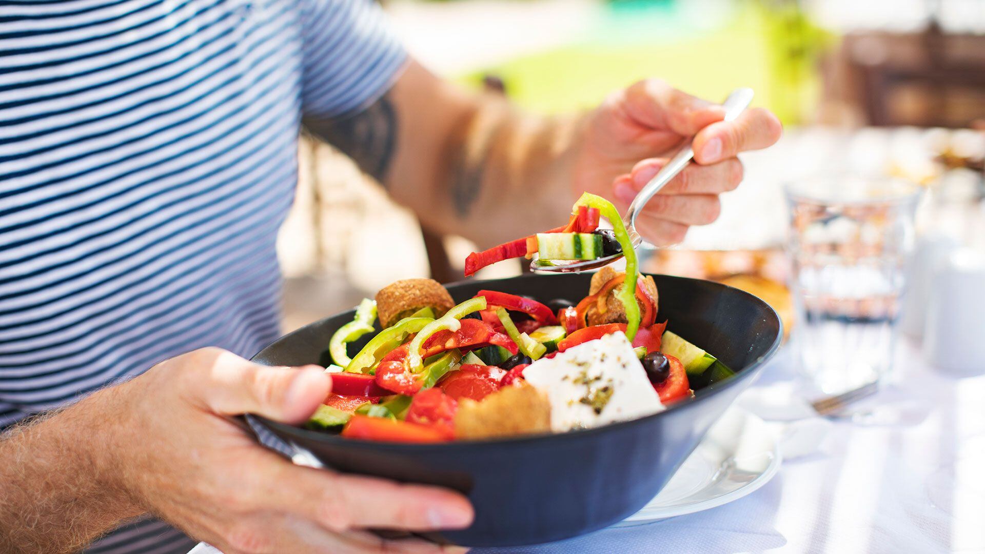 Un modelo de alimentación ya confirmado de que reduce la incidencia de la enfermedad de Alzheimer es la dieta mediterránea: disminuye casi un 25% las probabilidades de padecerla (Gettyimages)