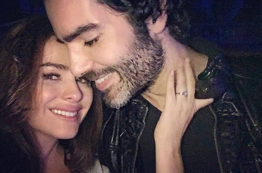 Danna García y su esposo Iván González en una foto de sus redes sociales