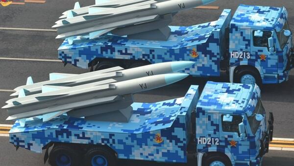 Misiles antibuque Yj-12B, como los instalados por China en las islas Spratly (Reuters)