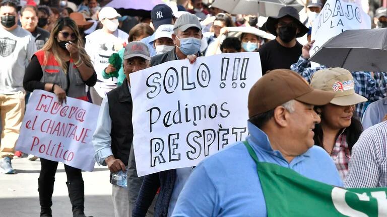  Se registraron nuevas protestas en Bolivia en medio de la crisis financiera. (FOTO: EFE) 