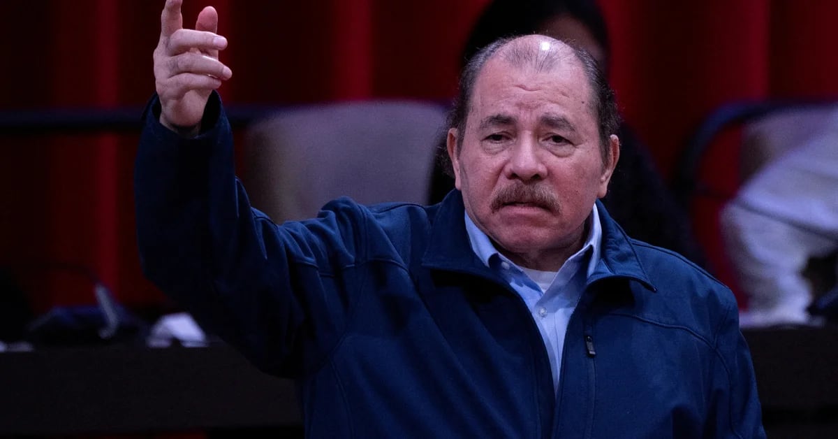He saved the life of the Nicaraguan dictator, but he banished him: “Daniel Ortega applies chaos theory”
