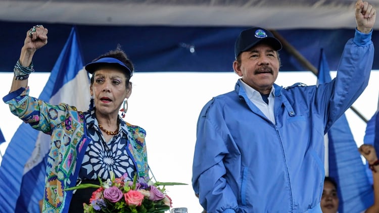 Rosario Murillo y Daniel Ortega (AFP)s