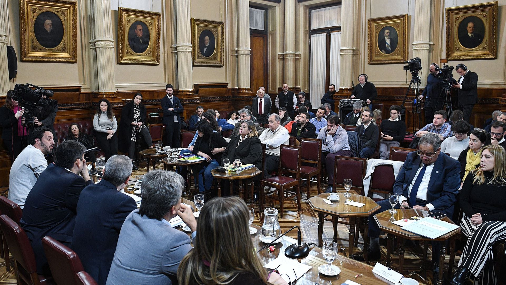 Reunión plenaria de las comisiones de Legislación General y de Presupuesto y Hacienda del Senado, por la ley de Alquileres (Fotos: Celeste Salguero/Comunicación Senado)