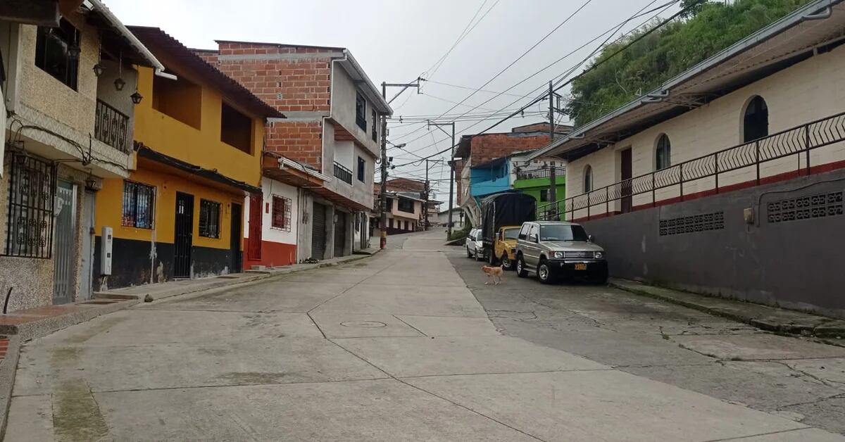Due to an armed strike by the so-called Clan del Oriente, the inhabitants of a municipality in Antioquia could not even go to mass
