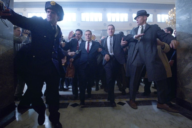 Una escena del filme de Scorsese que plantea el mundo de la mafia y los sicarios, del poder sindical y de los crímenes en la década del 50 y 60 en los Estados Unidos