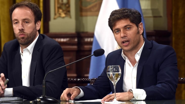 La propuesta que preparó el ministro de Hacienda y Finanzas provincial, Pablo López, propone una quita de 55% de lo intereses y de 7% del capital 
