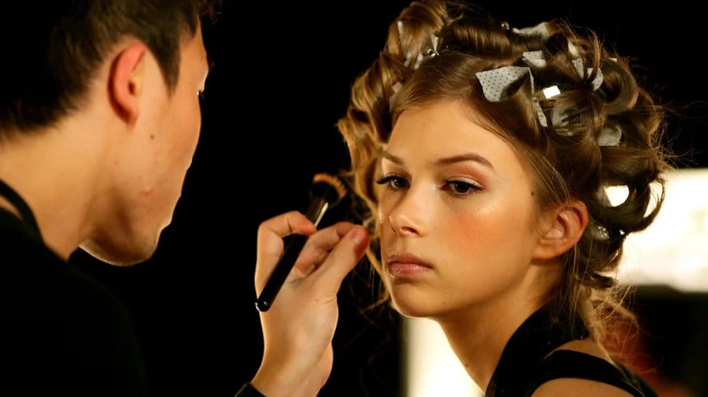 El arte del maquillaje, según sus máximos exponentes (AFP)