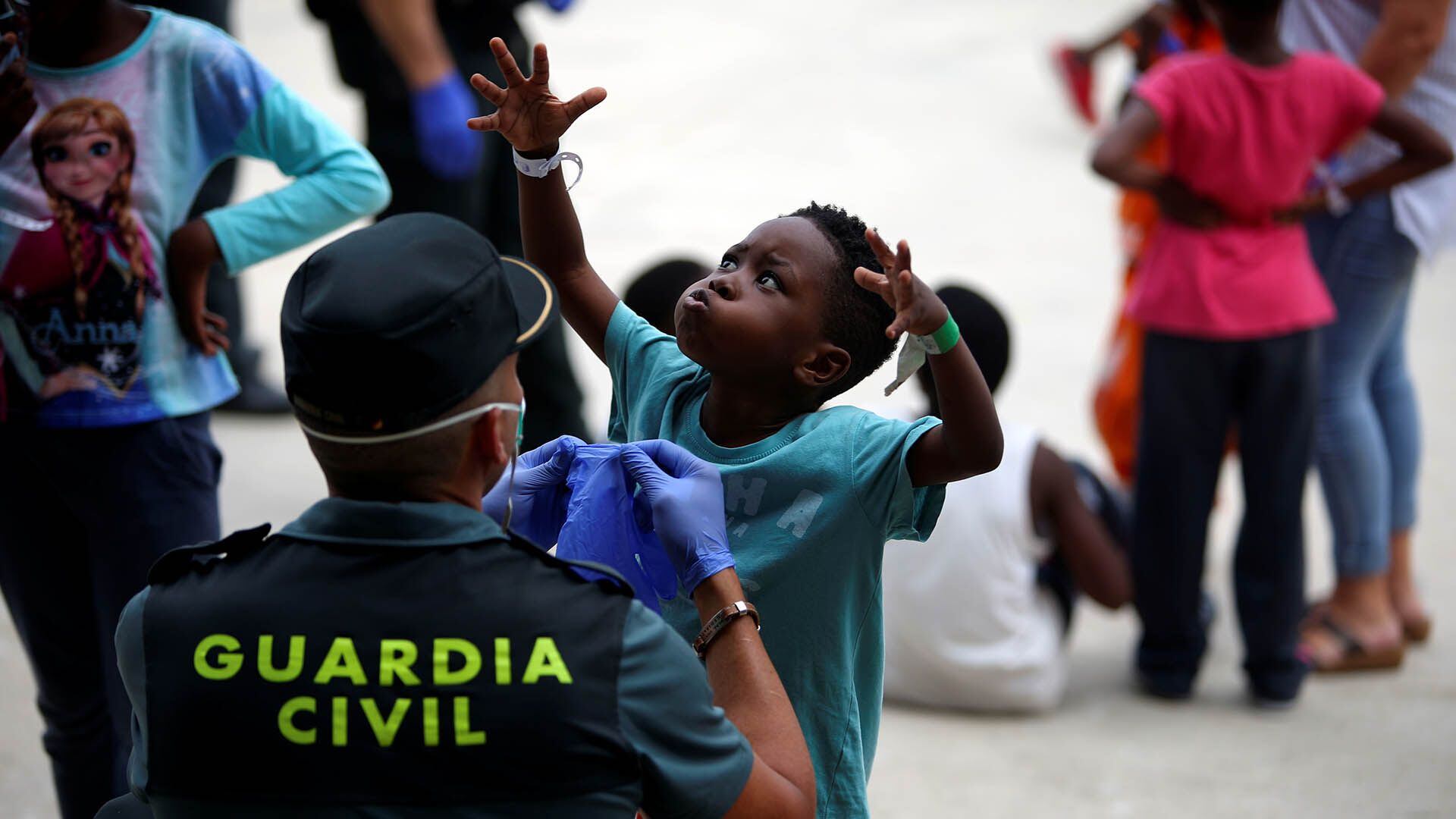 Más de 12 mil niños extranjeros sin sus familiares se encuentran en institutos de menores en España.