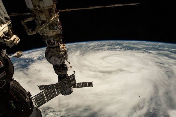 El huracán Ian de categoría 4 visto desde la NASA. (NASA/AP)