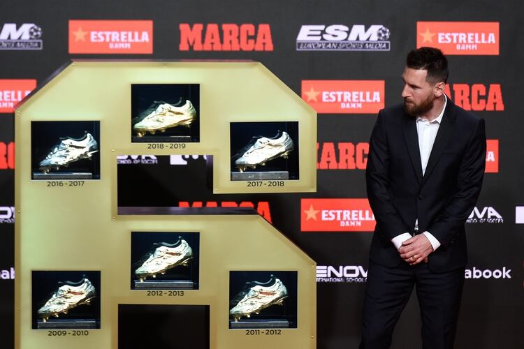 Messi consiguió su tercera Bota de Oro consecutiva (Photo by Josep LAGO / AFP)