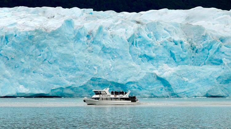 Los glaciares cubren aproximadamente un 10 por ciento de la corteza terrestre