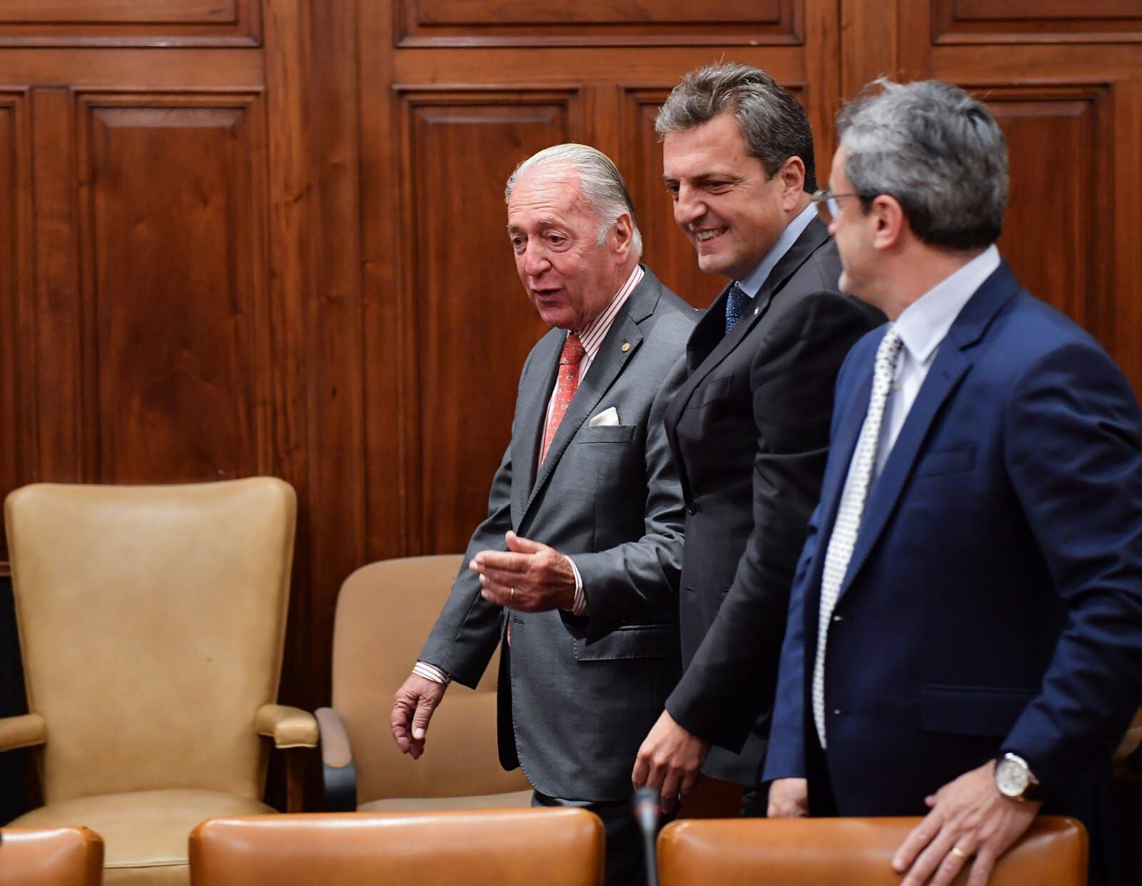 Sergio Massa durante una reunión con industriales