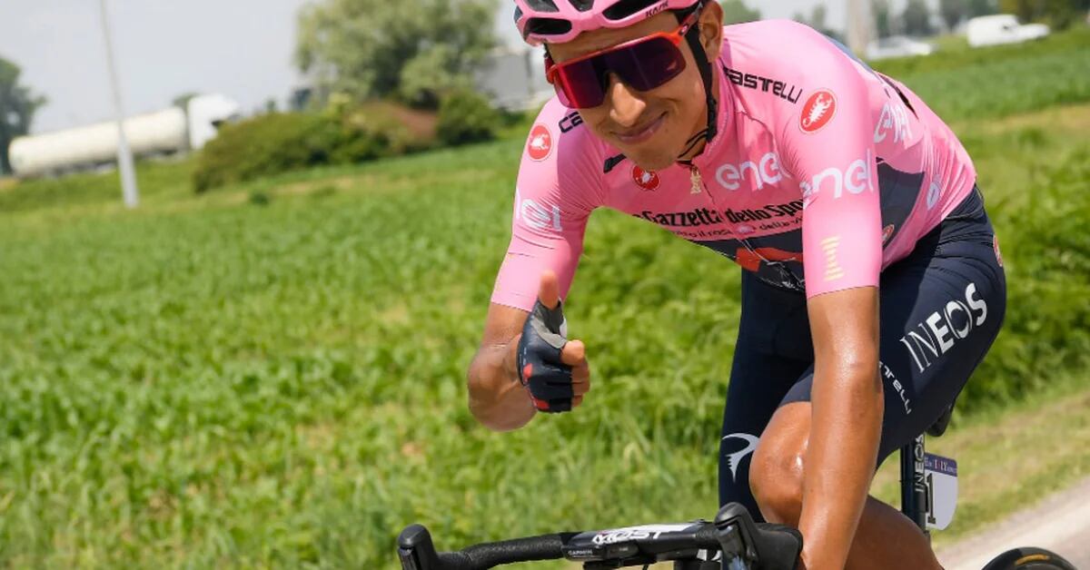 Buone notizie: Egan Bernal è stato dimesso e continuerà a riprendersi da casa