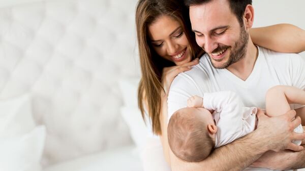La ayuda de los familiares es fundamental para reducir la incidencia de la depresión post-parto, según este estudio de la Universidad de Harvard. (iStock)