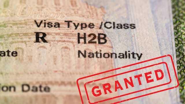 La visa H-2B está destinada a trabajos diferentes al sector agrícola por un periodo de tres meses, con posibilidad de prórroga - crédito USCIS