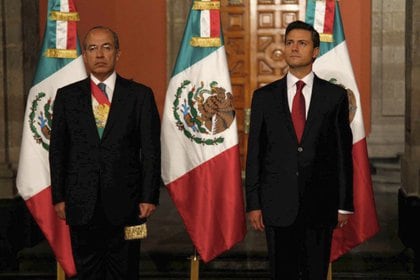 Felipe Calderón (PAN) y Enrique Peña Nieto (PRI) en la toma de protesta del presidente 2012-2018 (Foto: Reuters)