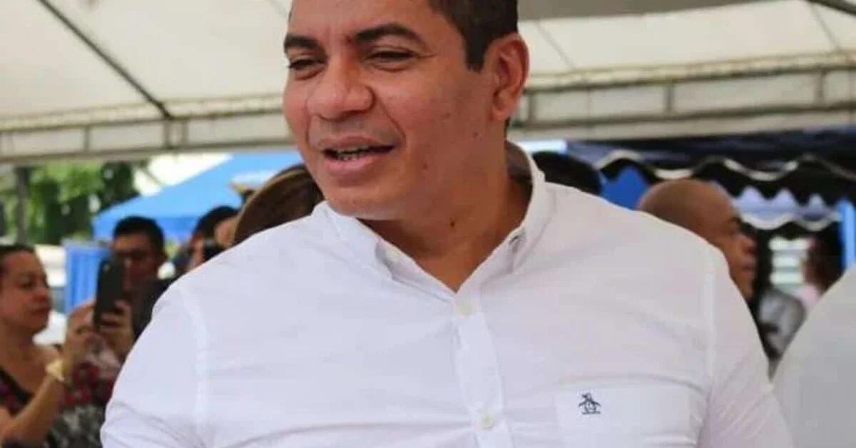 Un alto funcionario panameño fue asesinado a tiros por un sicario durante un mitin del partido