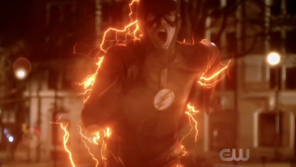 Flash, en la versión de televisiva, interpretado por Grant Gustin