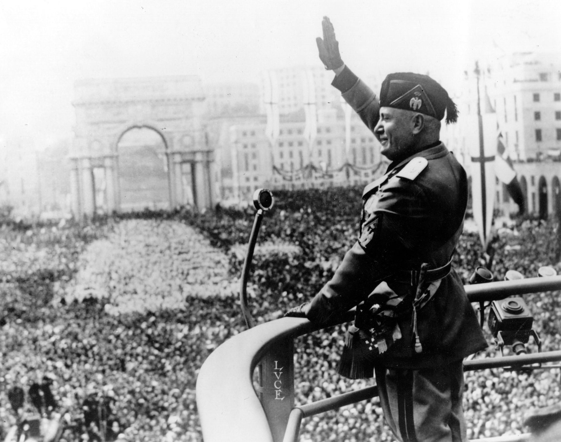 Benito Mussolini, un tipo que proclamaba su sueño cesarista de convertir de nuevo a Roma en un imperio, fue desalojado del poder por el Gran Consejo Fascista (Keystone/Getty Images)