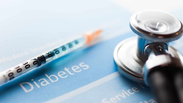 En la Argentina, la prevalencia de diabetes (tipo 1 y 2) en la población total es de 9,6%