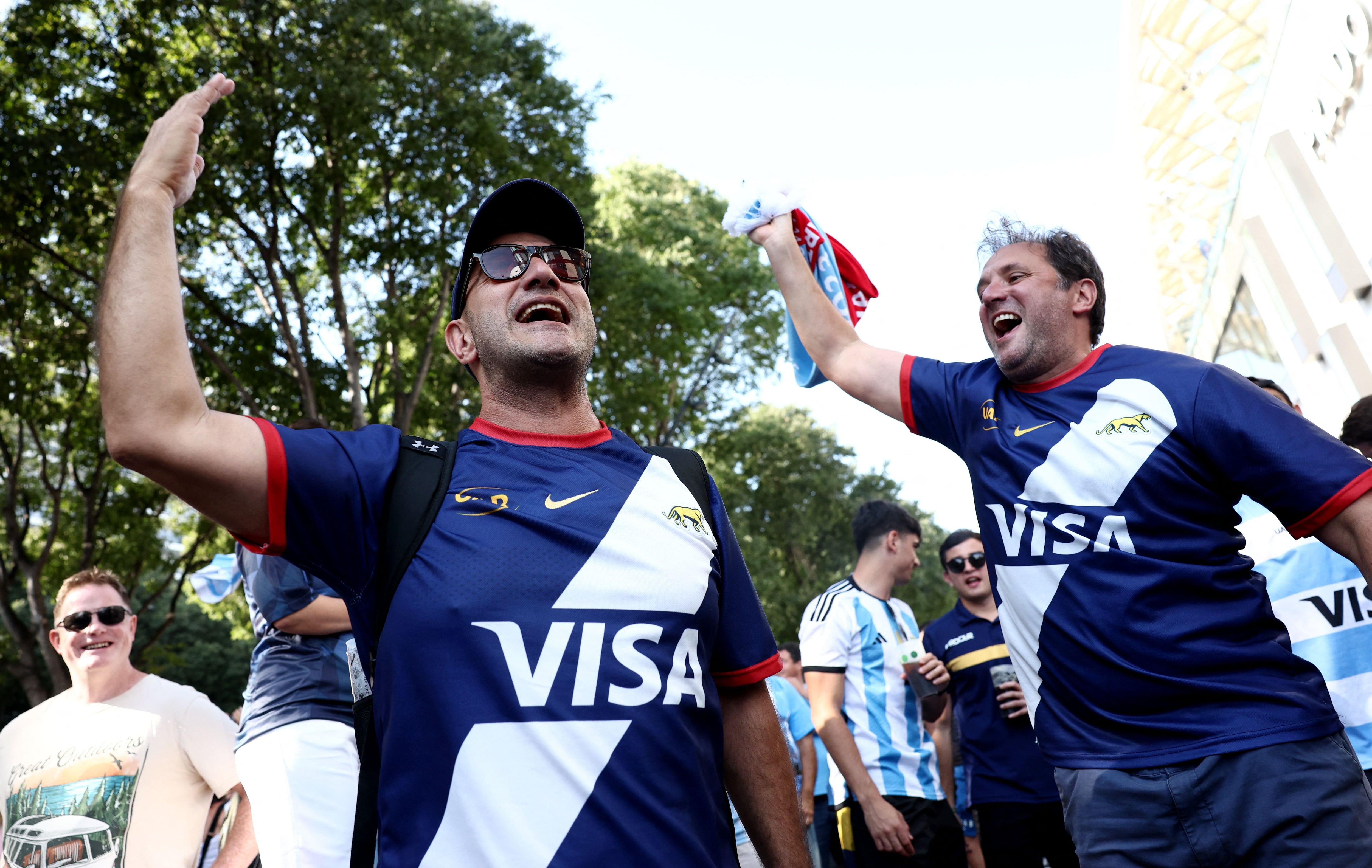 Los simpatizantes de Los Pumas, siempre presentes (REUTERS/Stephanie Lecocq)