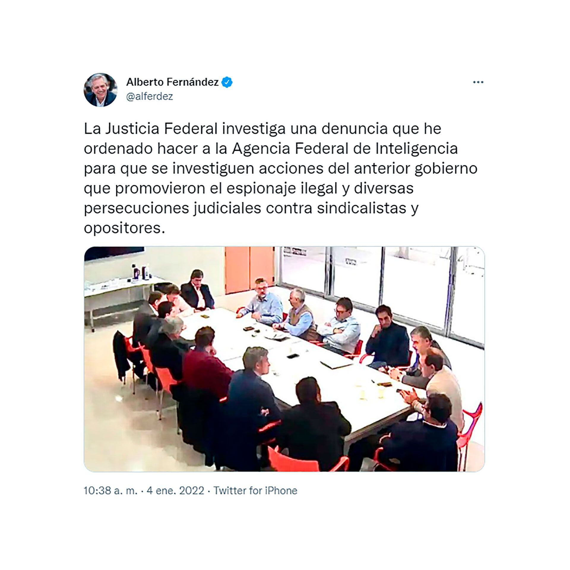 Alberto Fernández tuits