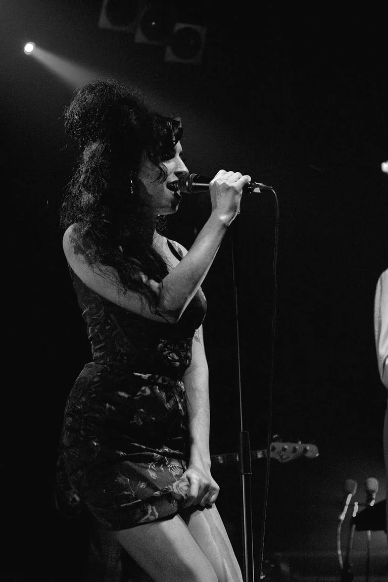 Amy Winehouse en una presentación del Teatro Koko de Londres  