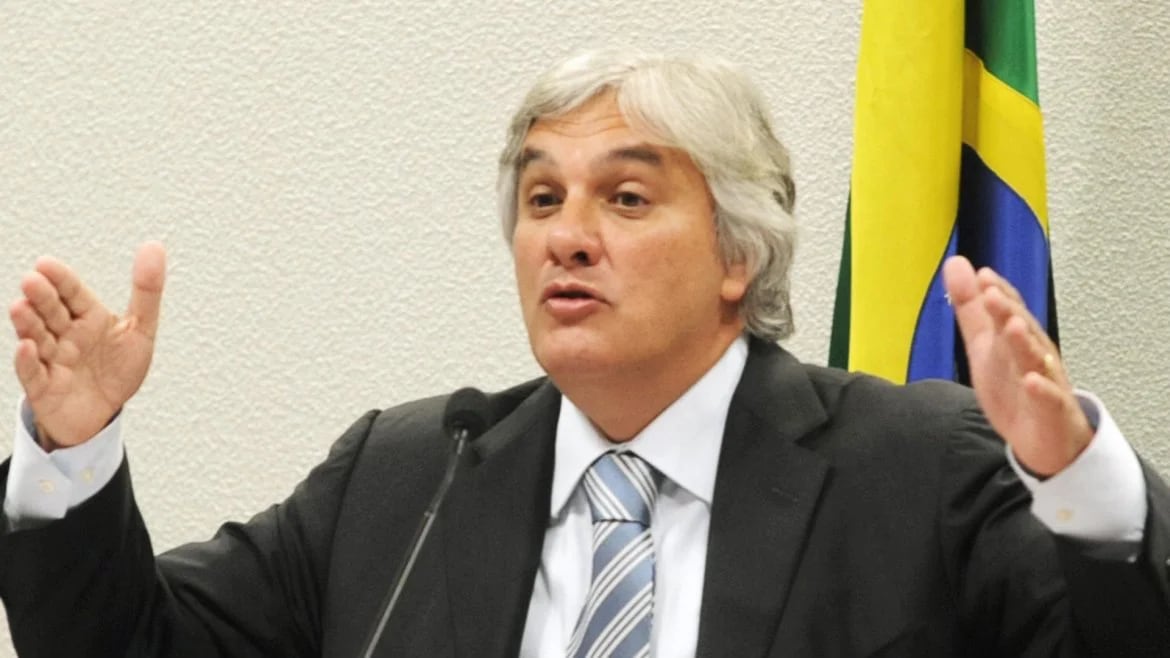 Delcidio Amaral, el senador arrepentido que comenzó el desplome de la clase política brasileña