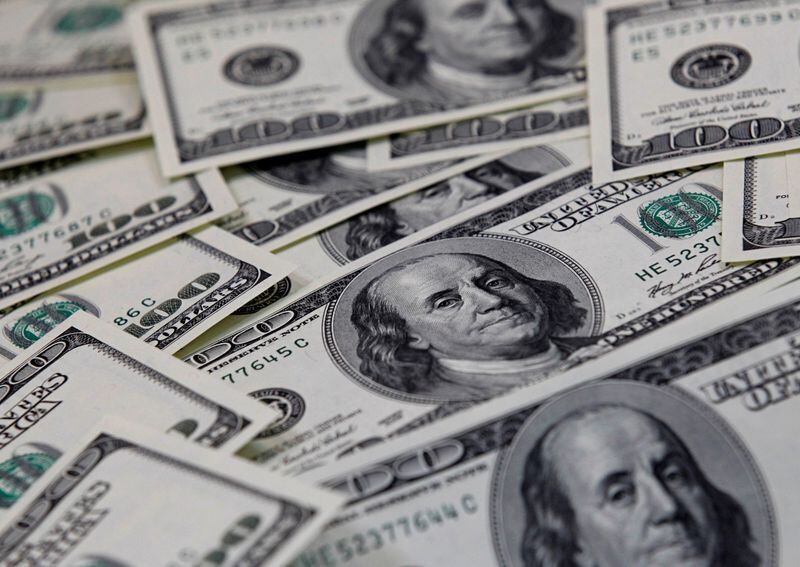 El dólar mayorista sube un 35,2% en 2023.