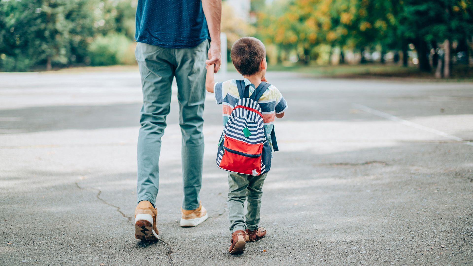 Los especialistas consultados por Infobae plantearon la importancia de la calidad de la crianza y la atención a las necesidades del hijo único, promoviendo su vida social 