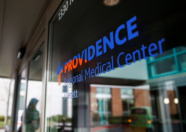 Un cartel del Centro Médico Regional de la Providencia, en Everett, Washington, U.S. January 21, 2020. (REUTERS/Lindsey Wasson)