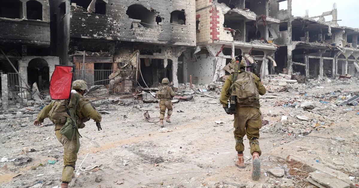 L’esercito israeliano ha portato a 60 il numero dei soldati uccisi nell’attacco contro Hamas a Gaza