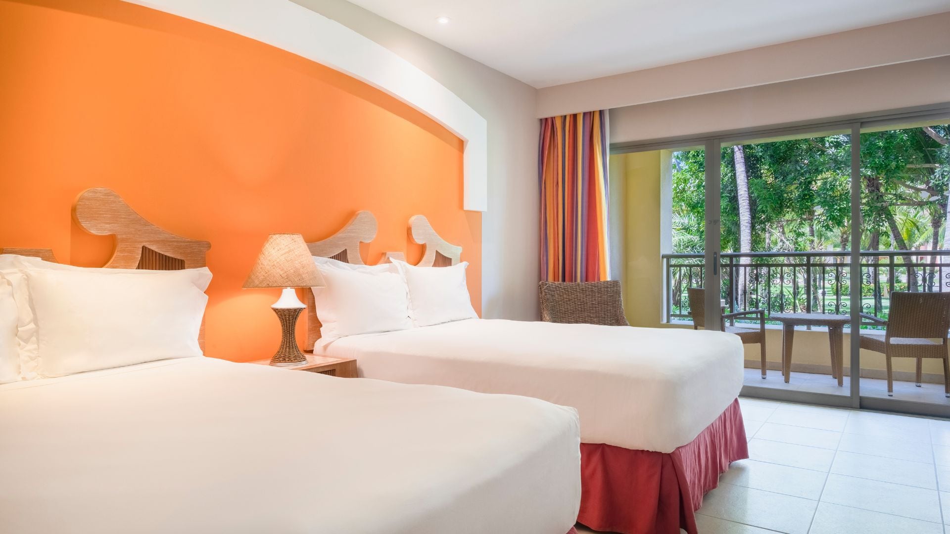 Habitación familiar doble en el Hotel Iberostar Bahía (Piamonte)