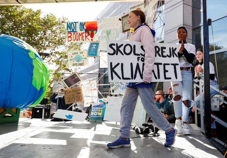 La activista Greta Thunberg inspiró a millones de jóvenes a movilizarse por el cambio climático