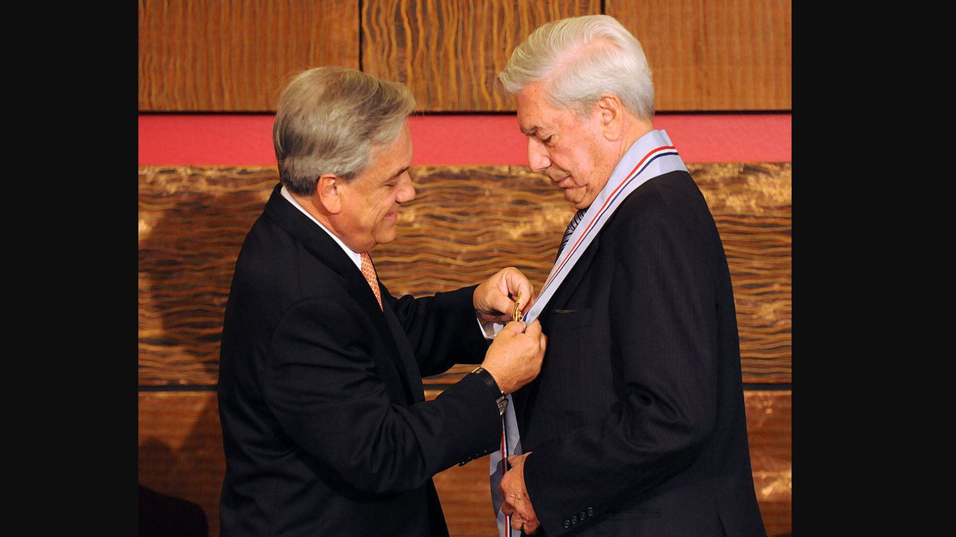 Sebastián Piñera - Mario Vargas Llosa - Chile - Perú - historias - 6 febrero