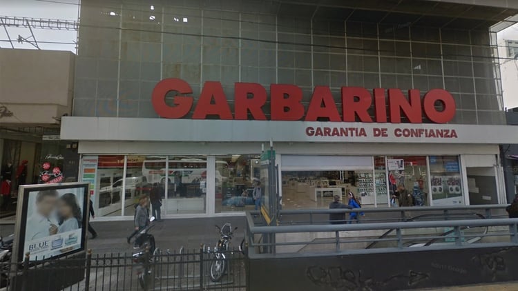 Garbarino puso en venta su tienda Apple local, iPoint