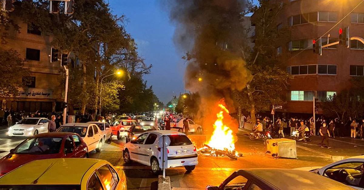 Iranians prepare to celebrate millennial fire festival with new protests against theocratic rule