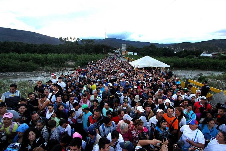 Más de cuatro millones de venezolanos se fueron de su país por la crisis (AFP)
