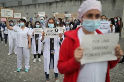Protesta del personal sanitario en Barcelona (Reuters)