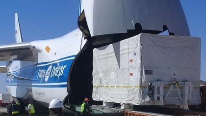 El satélite Saocom 1B viajó en febrero a Estados Unidos en el avión Antonov AN 124 desde el aeropuerto de San Carlos de Bariloche