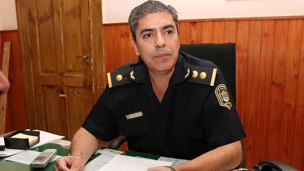 Comisario Oscar UrruchÃºa, sospechado de darle protecciÃ³n a GuerreÃ±o a cambio de dinero