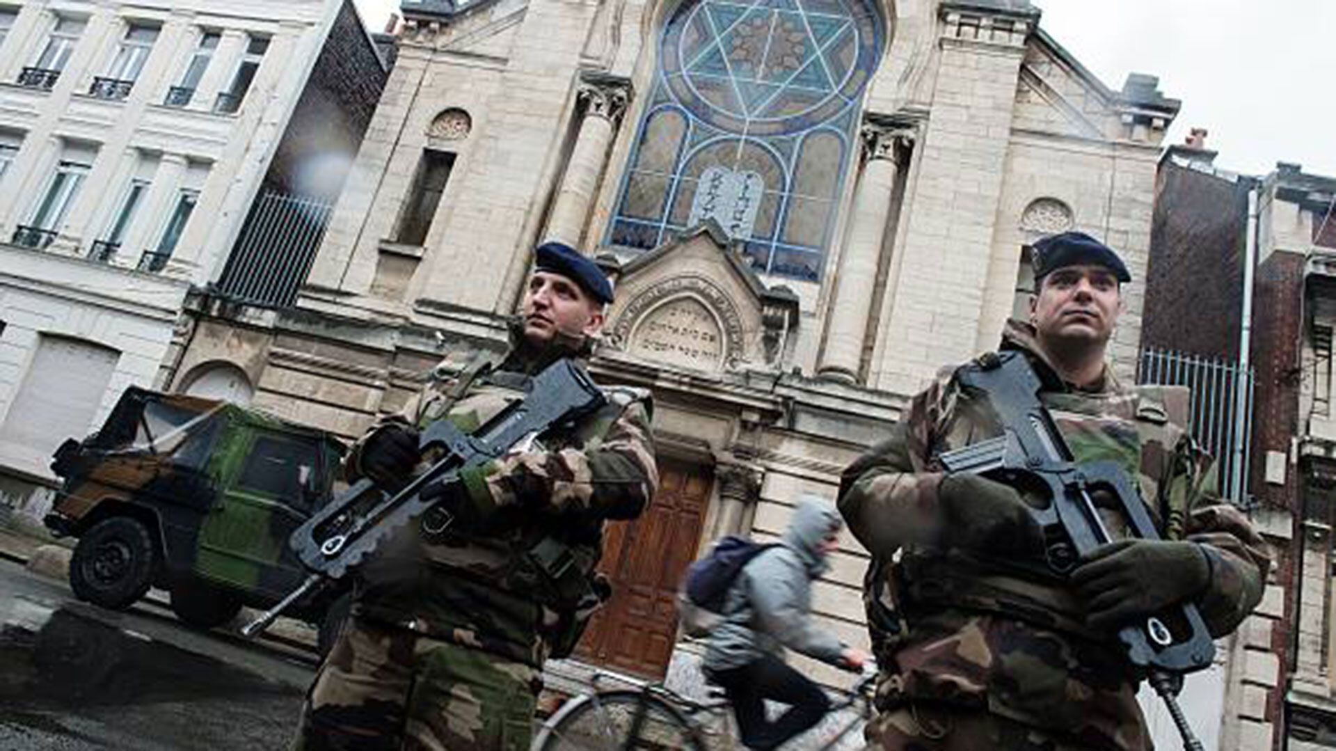 Francia reforzó la seguridad de sus sinagogas y escuelas judías 