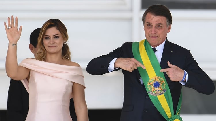 Michelle y Jair Bolsonaro en el Palacio de Planalto (AFP)