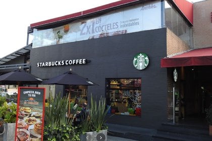 Starbucks de la 116 con carrera séptima, ubicado en el sector Pepe Sierra de la localidad de Usaquén. Foto: Google, capturada por Pulzo