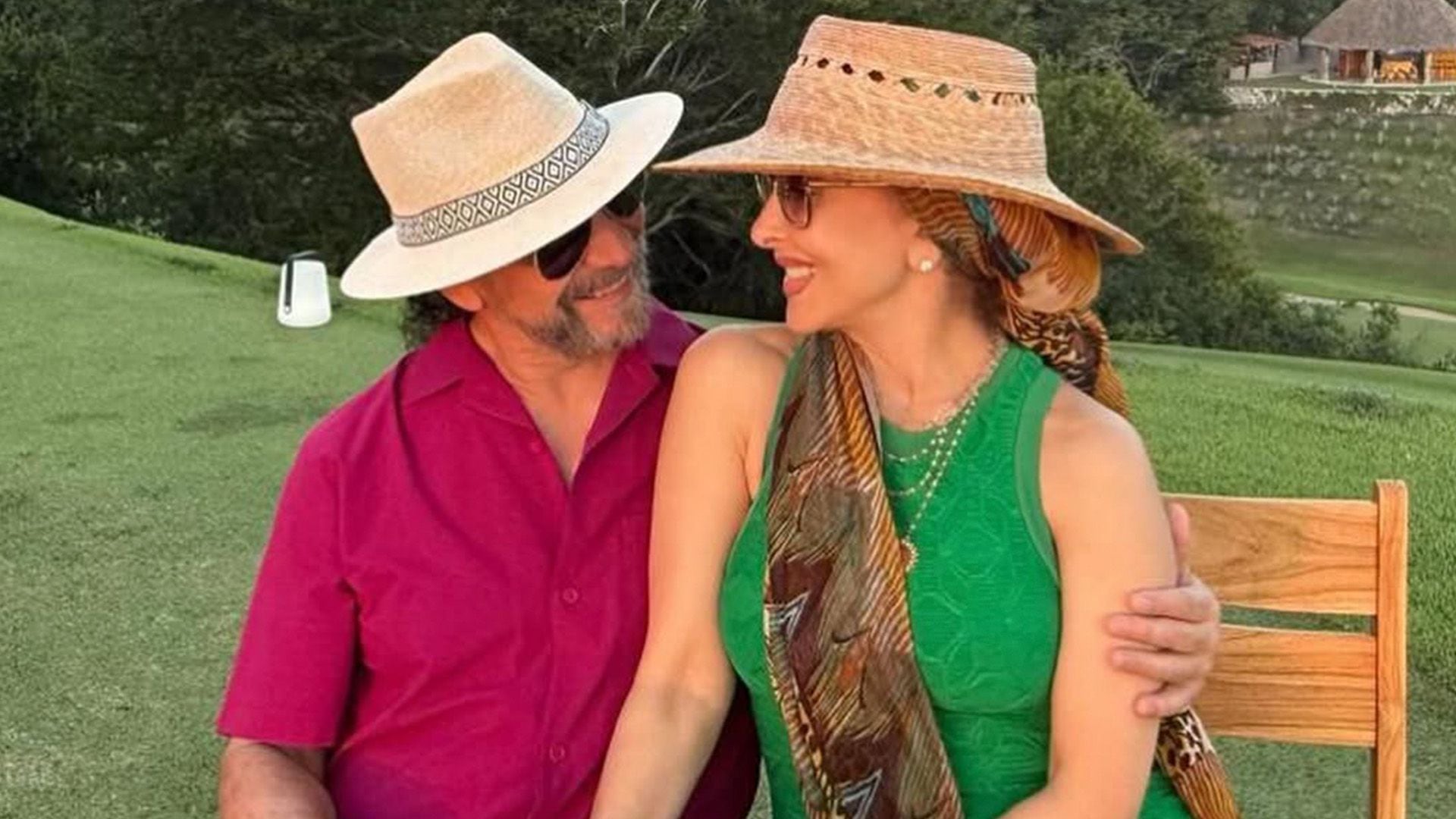 Cómo fue la boda de El Buki y Cristian Salas de la que se conocen pocos detalles - Infobae
