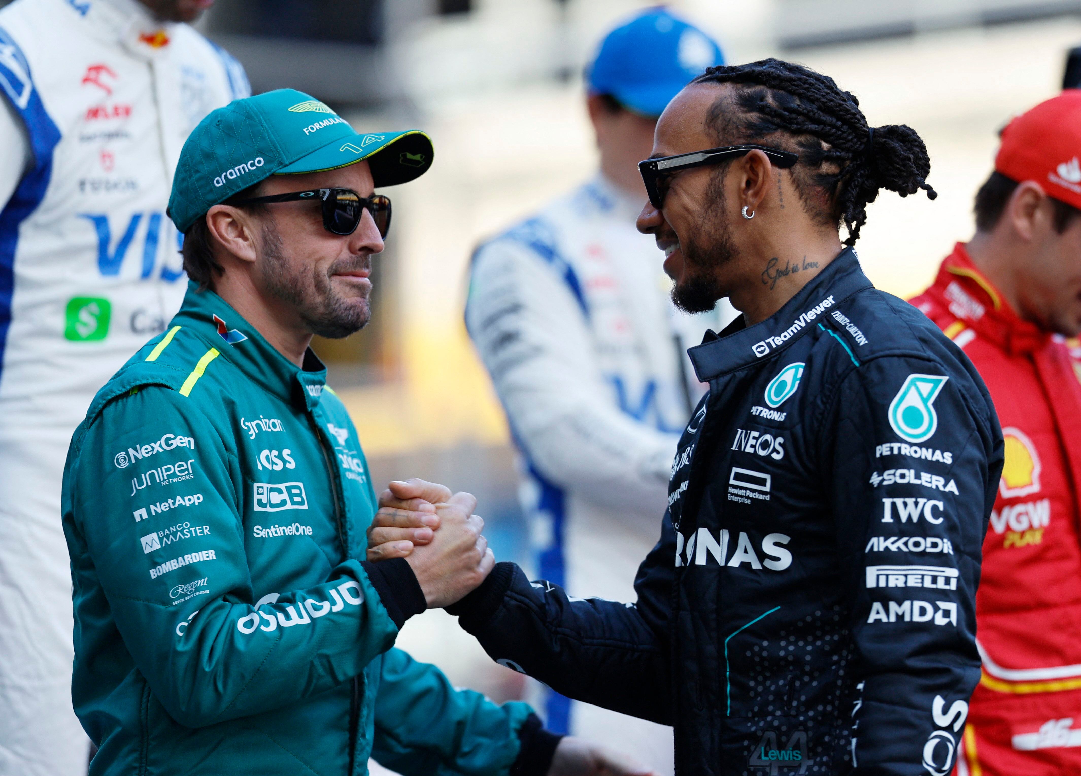 Fernando Alonso suena para reemplazar a Lewis Hamilton en Mercedes (REUTERS/Hamad I Mohammed)