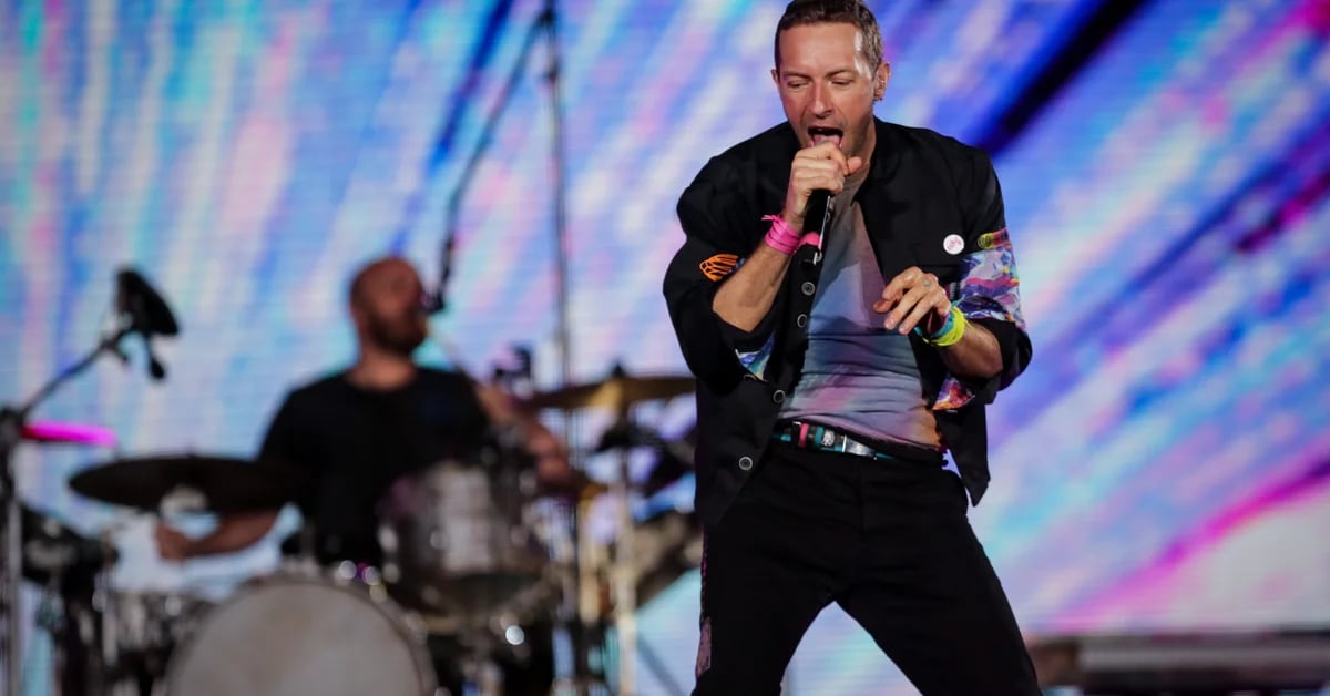 I biglietti per i Coldplay sono in vendita, e da domani ci saranno i biglietti low cost: dove acquistarli