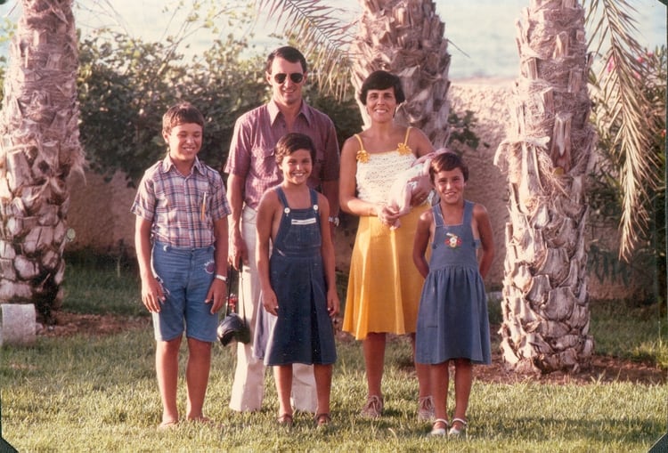 La familia Philippi en Medio oriente en 1979, donde el aviador fue observador de las Naciones Unidas.